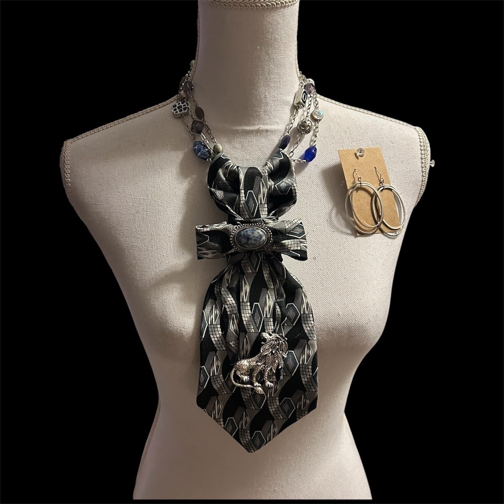 Franck Michel Italy Silk Tie Necklace Lion Brooch & Hoop Earrings Set Maximalist - Picture 10 of 11